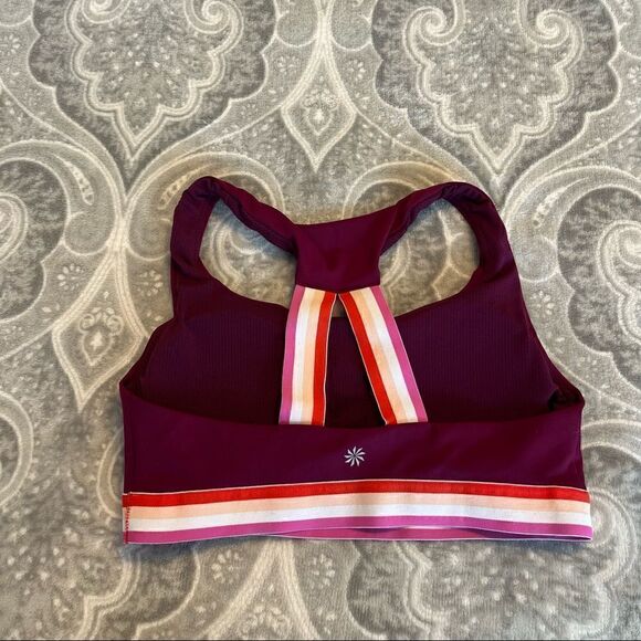 Athleta criss-cross sports bra - Picture 3 of 3